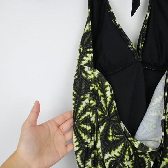 LA VIE EN ROSE Geo Patterned Multicolor Swimsuit Top Size Large - Picture 6 of 9